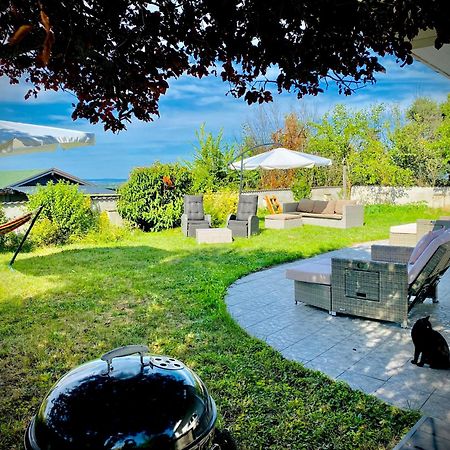 Dharma Horse Shelter Bungalows & Farmping Siófok Exterior foto