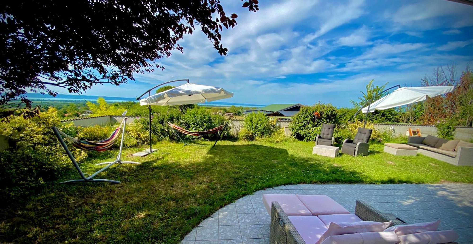 Dharma Horse Shelter Bungalows & Farmping Siófok Exterior foto